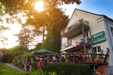 Restaurant Geschenk Gutschein Gasthaus zum Elbblick in 