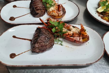 Restaurant Geschenk Gutschein SURF`N TURF KITCHEN in 